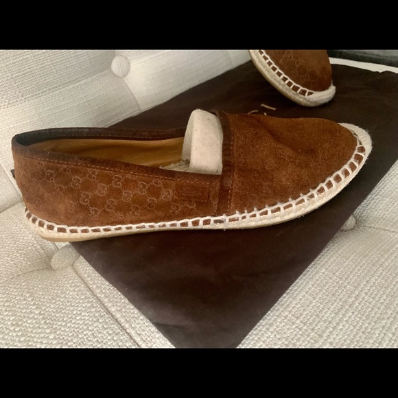 GUCCI ~AUTHENTIC ~ ESPADRILLES SUEDE DARK BROWN/TAN WITH G LOGO PRINT SIZE 36 - Picture 3 of 5